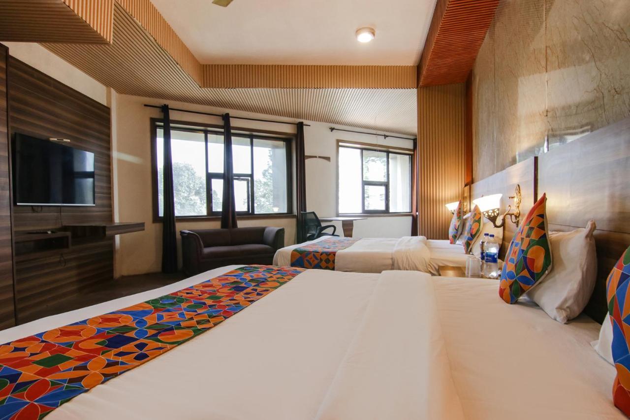 Fabhotel Vijay Palace Dharamshala Extérieur photo